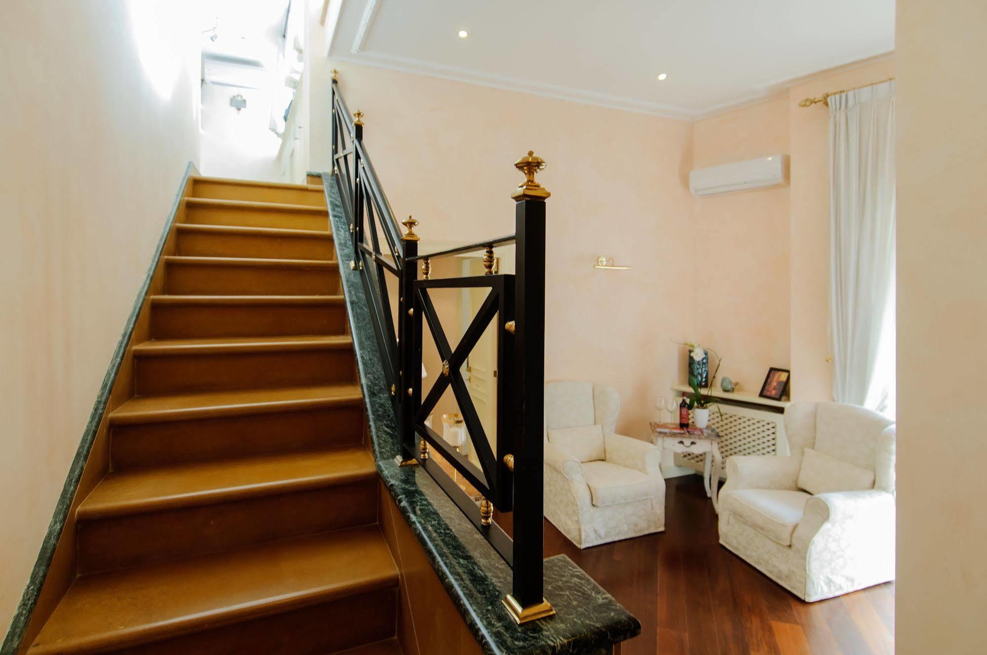 Made In Rome Luxury Affittacamere Экстерьер фото